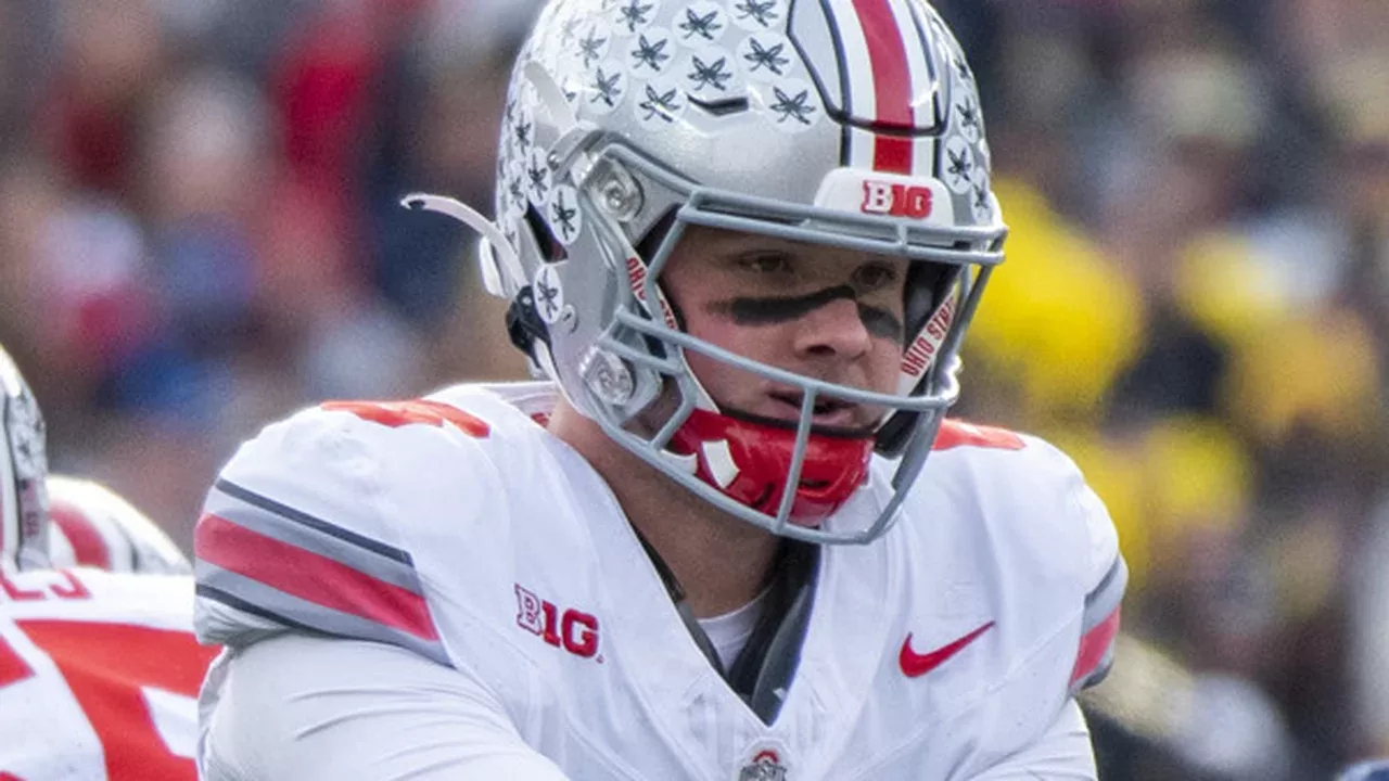 Kyle McCord, nuevo quarterback suplente de los Miami Dolphins