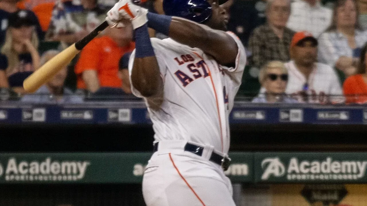 Yordan Alvarez, jardinero designado de los Houston Astros