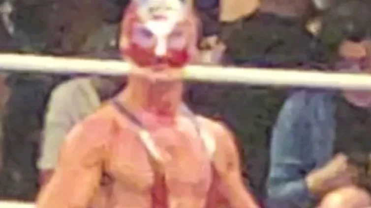 El Grande Americano, luchador de AAA y WWE