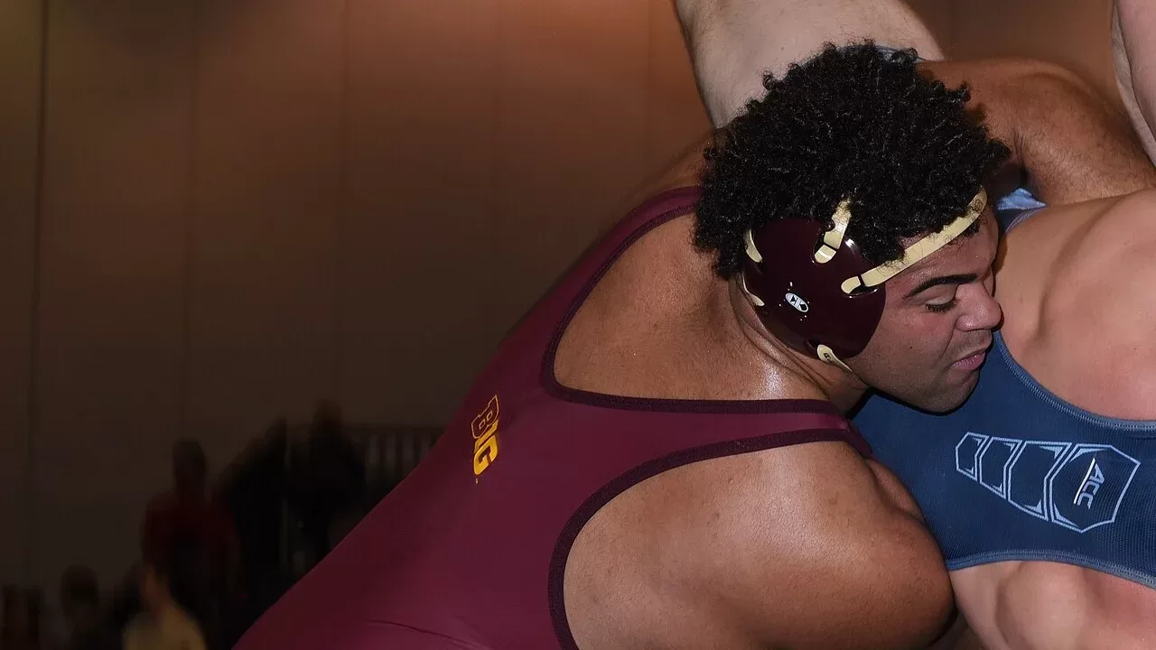 Gable Steveson compitiendo en lucha libre antes de su etapa en la MMA