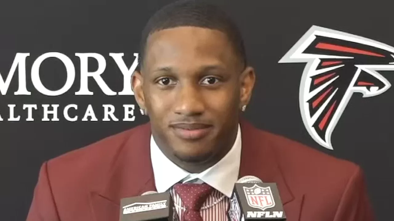 Michael Penix Jr., mariscal de campo de los Atlanta Falcons