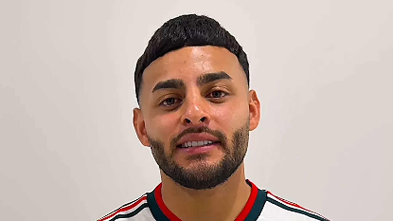Alexis Vega, delantero de Toluca, autor de un doblete en el empate 3-3 ante Cruz Azul
