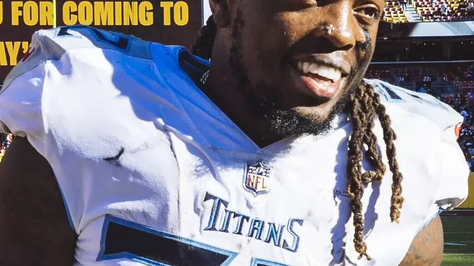 El corredor Derrick Henry es una de las figuras de los Ravens en el partido en Rio de Janeiro