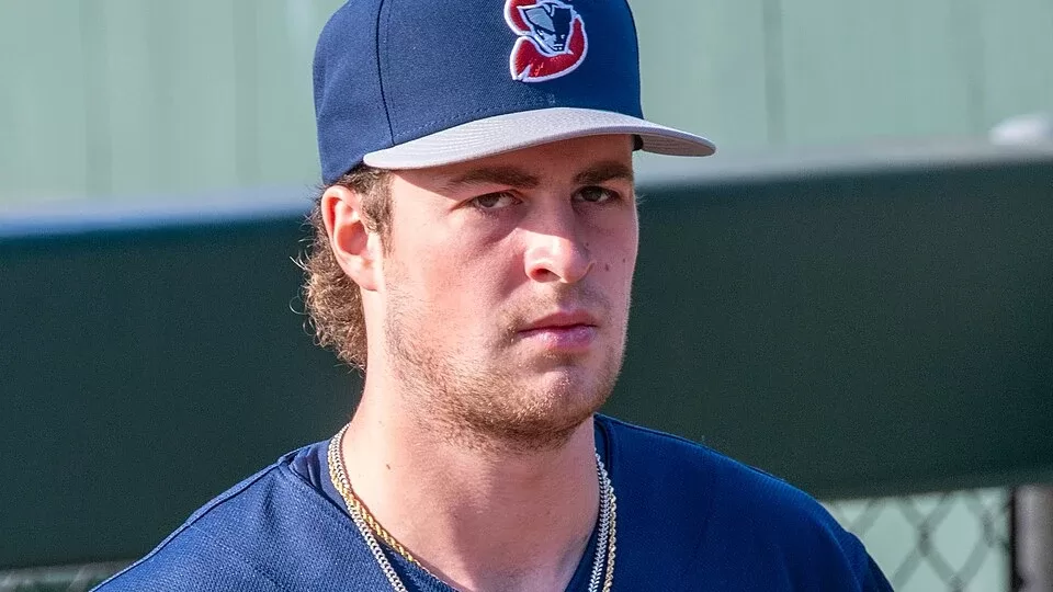 Cam Schlittler, abridor de los Yankees de Nueva York, quien lanzara el primer juego de la Serie de Comodines ante los Medias Rojas de Boston