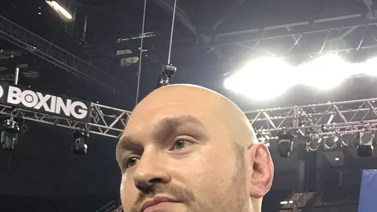 Tyson Fury, campeon britanico de peso completo