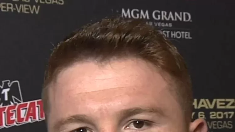 Saul "Canelo" Alvarez, campeon mundial supermediano