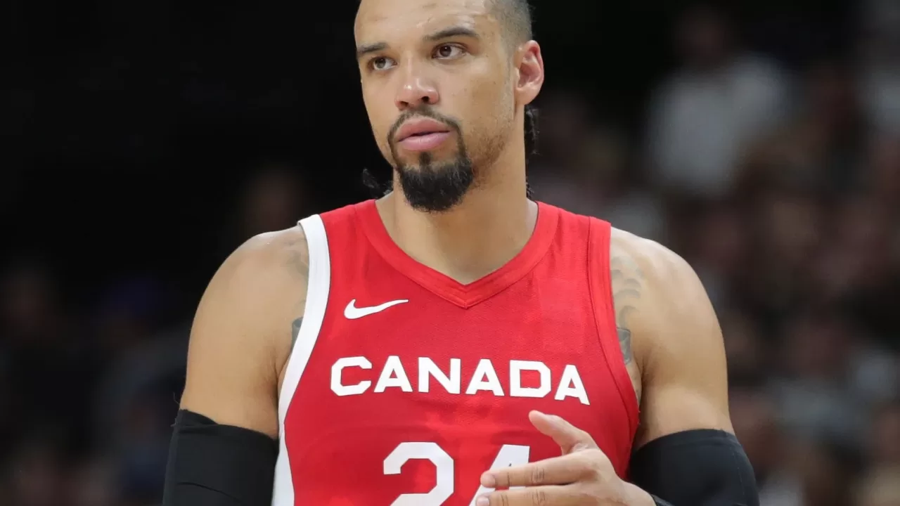 Dillon Brooks jugando con la seleccion de Canada en 2023