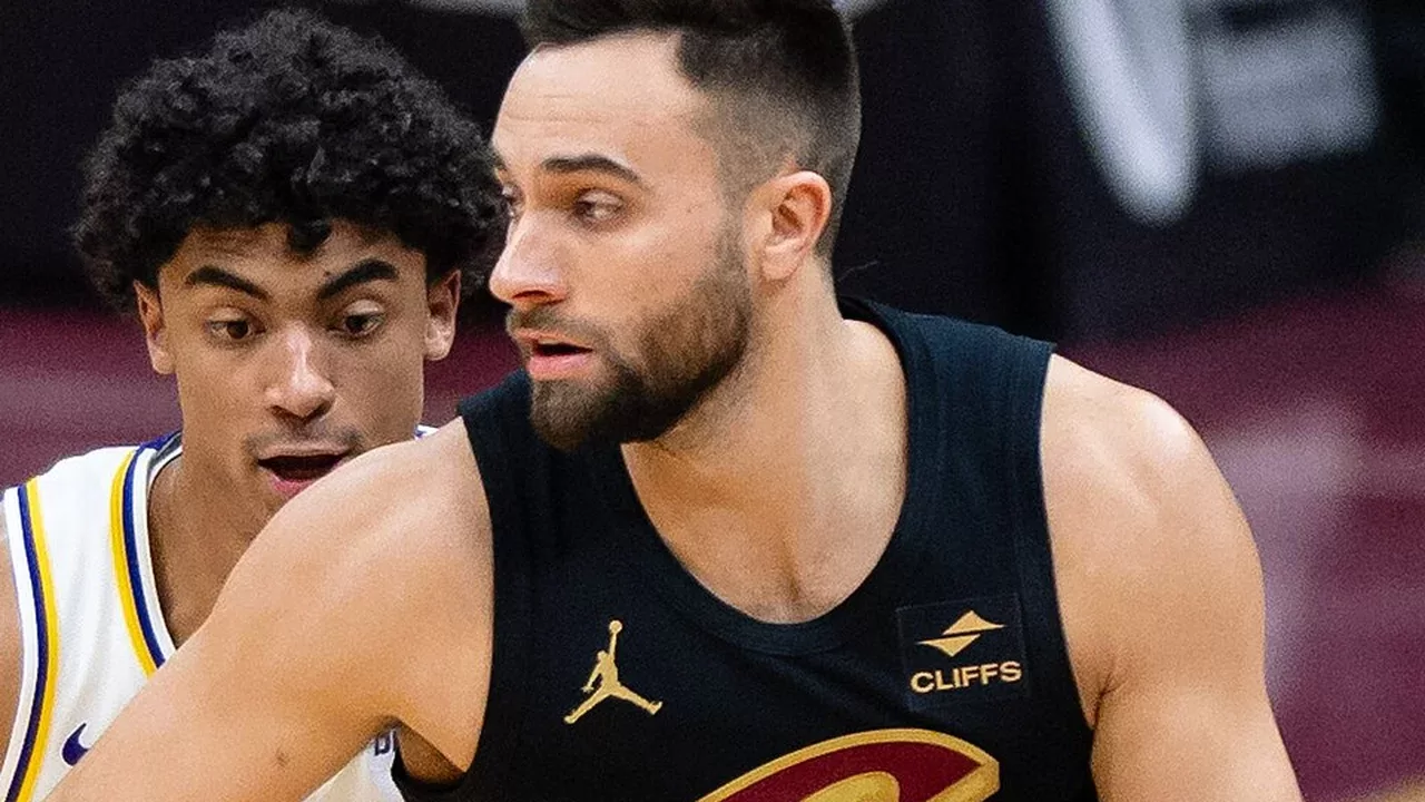 Max Strus durante un partido de la NBA