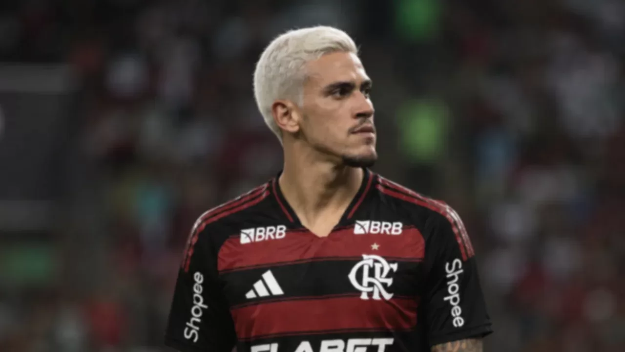 Pedro, delantero de Flamengo, durante un partido del Brasileirao