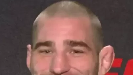 Sean Strickland, campeon de peso mediano de UFC