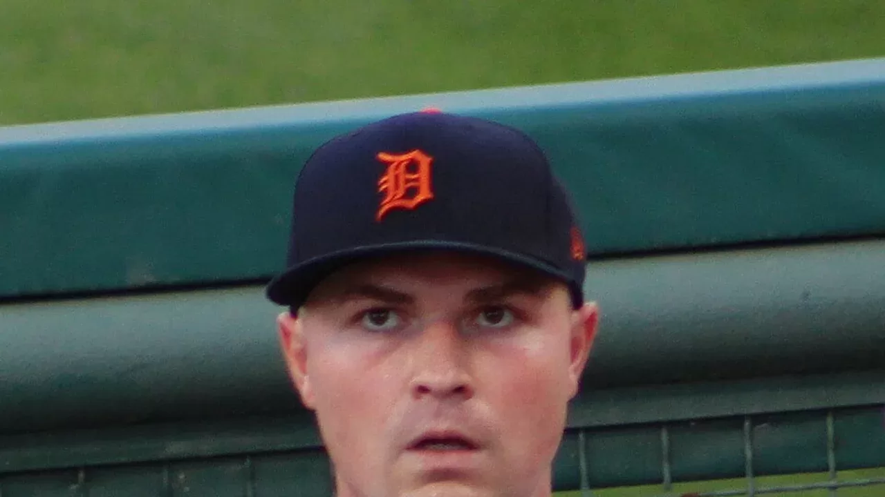 Tarik Skubal, lanzador abridor, con la gorra del equipo de Detroit