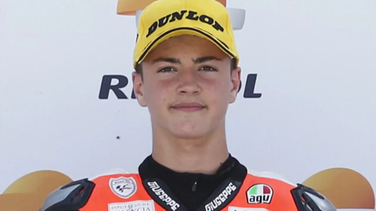 Izan Guevara, piloto español de Moto2, en una imagen de archivo de etapas previas de su carrera