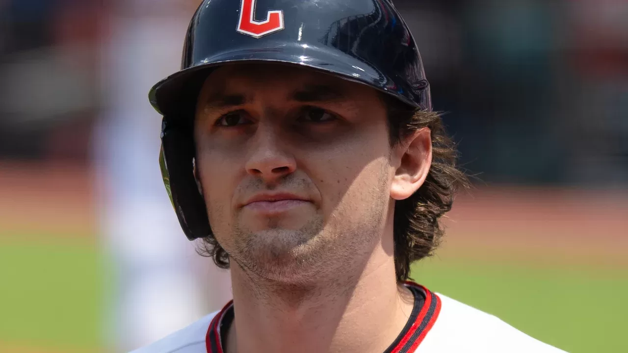 Chase DeLauter, jardinero de los Cleveland Guardians