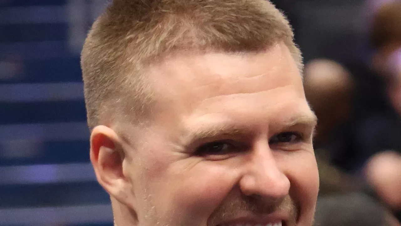Kristaps Porzingis durante un partido de la NBA
