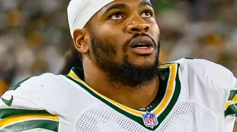 Micah Parsons con la camiseta de los Green Bay Packers