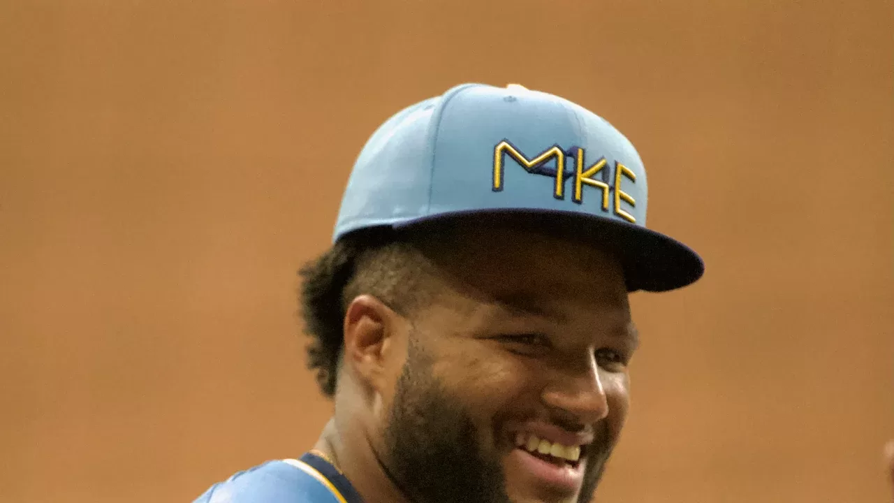 Jackson Chourio, jardinero de los Milwaukee Brewers