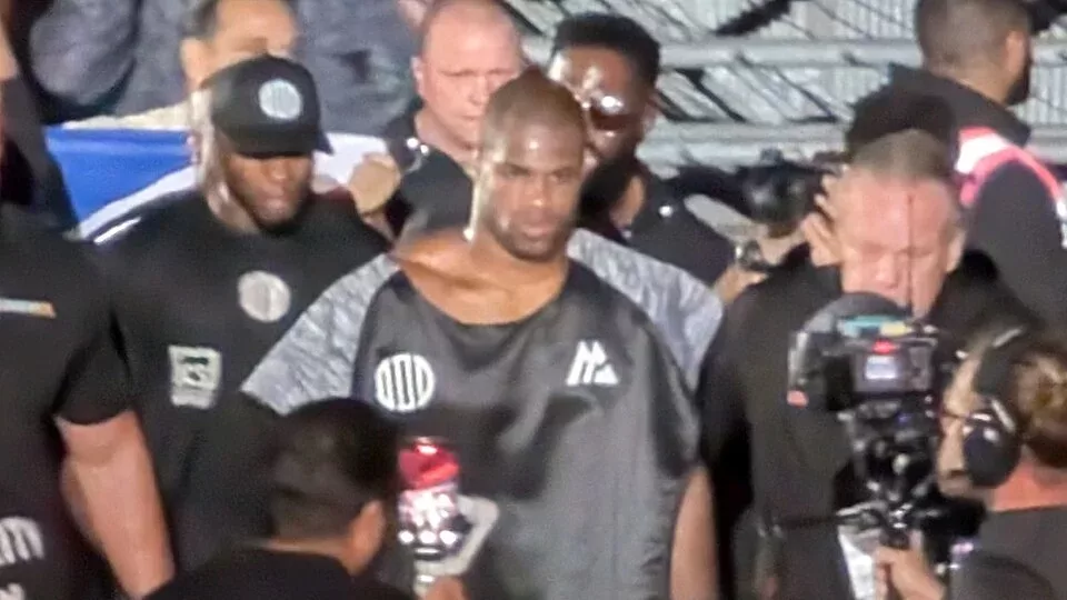 Daniel Dubois durante su entrada al ring