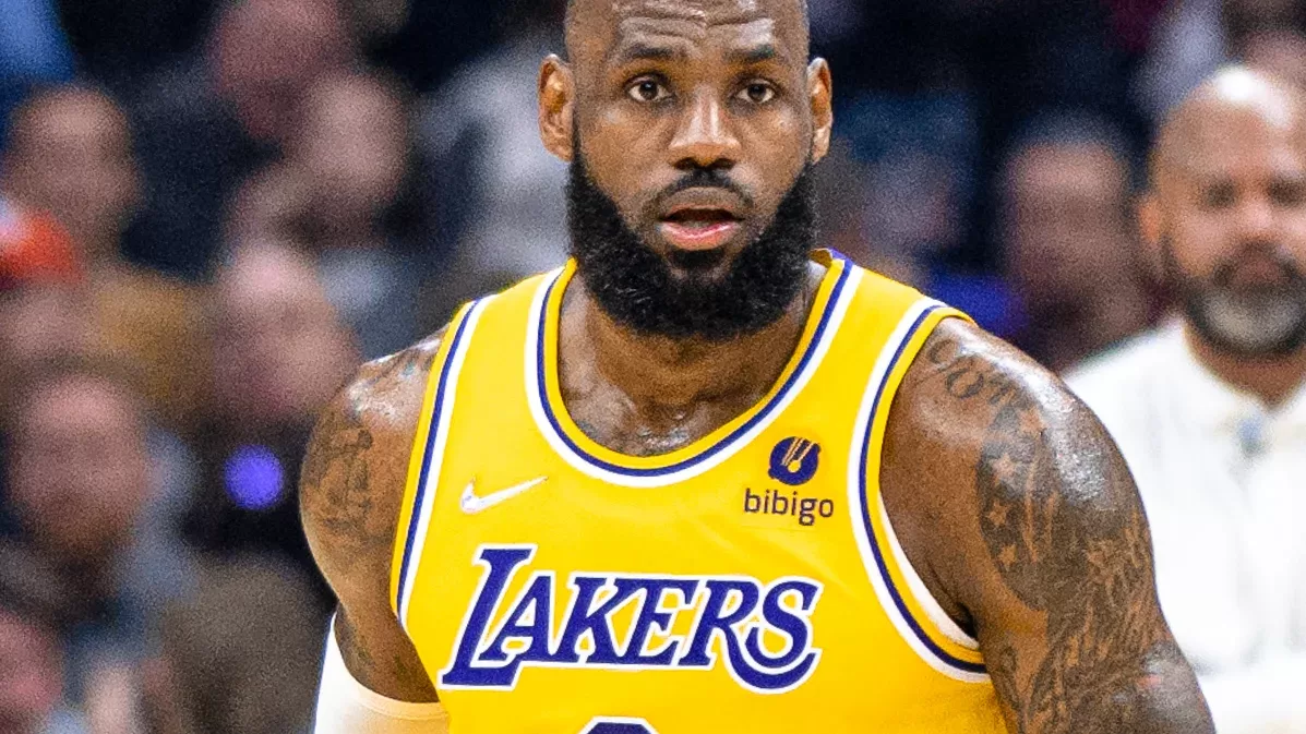 LeBron James en una imagen de archivo durante un partido de la NBA