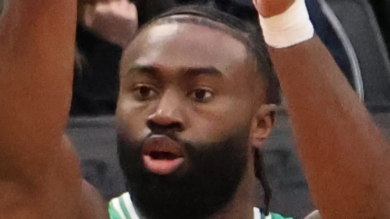 Jaylen Brown, escolta de los Philadelphia 76ers, en una foto de archivo con su anterior equipo